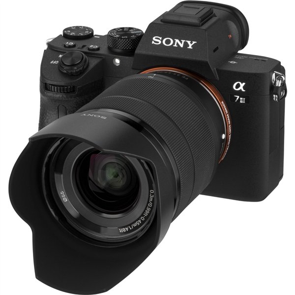 Sony Alpha 7 Mark III Set + SEL 28-70