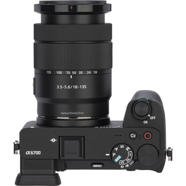 Sony Alpha 6700 Set nero + E 3,5-5,6/18-135
