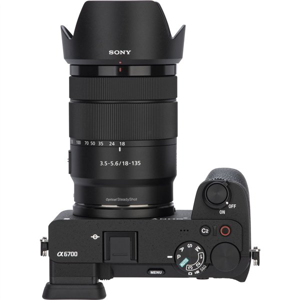 Sony Alpha 6700 Set nero + E 3,5-5,6/18-135