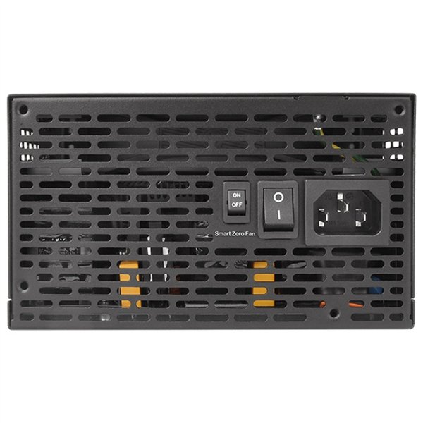 Thermaltake Toughpower GF3 1200W 80+ oro per nuovo Gen GPU