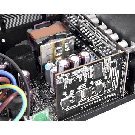 Thermaltake Toughpower GF A3 1200W 80+ Gold per Gen 5
