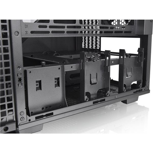 Thermaltake Divider 200 TG Air nero M-ATX