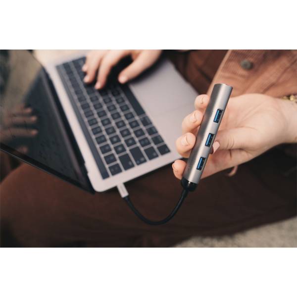 Verbatim USB-C Multiport Hub Four Port USB 3.2 Gen 1