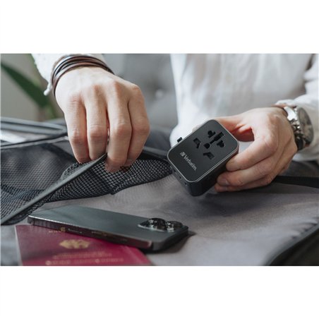 Verbatim adatt.viagg.univ.UTA-03 USB-C 30W 2xUSB-C 2xUSB-A  49545