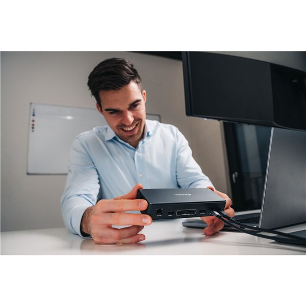 Verbatim USB-C Pro Docking Station 15 con SSD Slot 32173