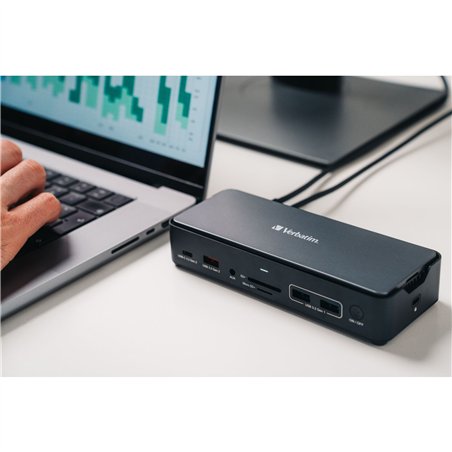 Verbatim USB-C Pro Docking Stat. 15 Port con 256GB SSD 32174