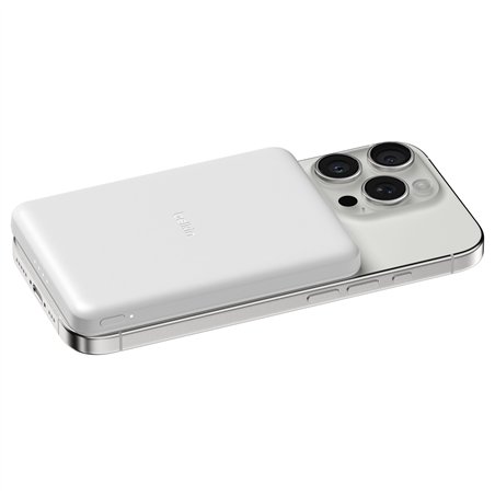 Belkin BoostCharge Slim 5000mAh mag.Powerb. 7,5W weiß BPD010hqWH