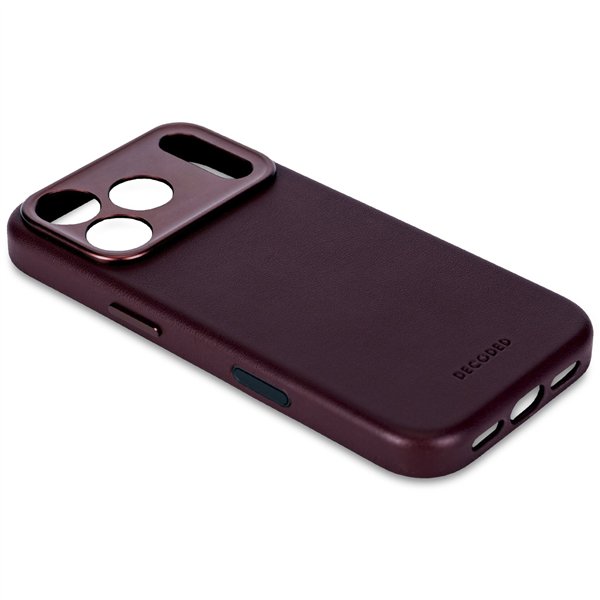 Decoded Leather Backcover iPhone 17 Pro Max Dark Ruby