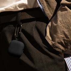 Native Union Active AirPods 4. Gen Silicone Case Black 2