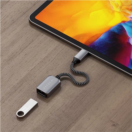 Satechi USB-C to USB 3.0 cable adapter space gray