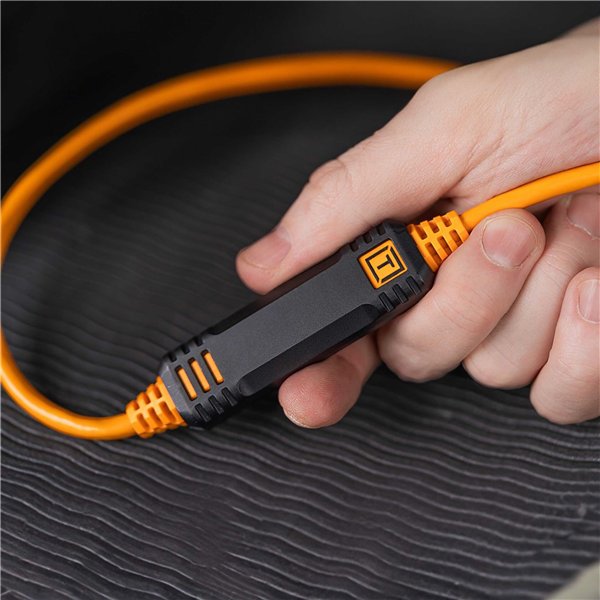 Tether Tools TetherPro USB-C auf USB-C rechter Winkel orange 9,4m