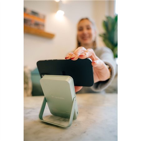 Verbatim Power Bank con supporto mag.wireless 10000mA verde 32259