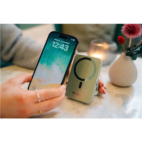Verbatim Power Bank con supporto mag.wireless 10000mA verde 32259