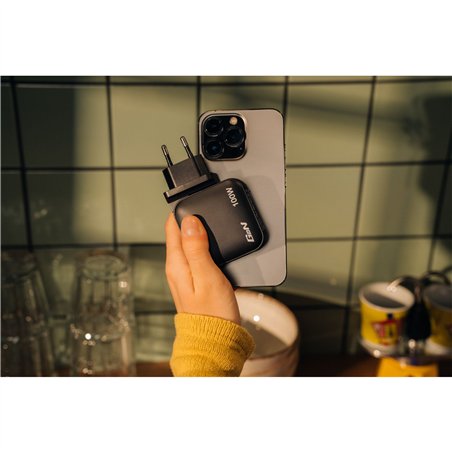 Verbatim Mini GaN caricab. 100W 3Port US/EU/UK ADP         32230