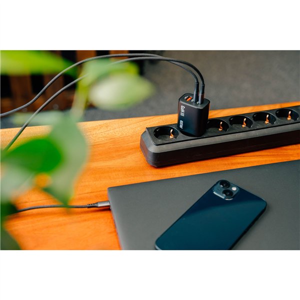 Verbatim Essentials GaN Charger 65W 2xUSB-C/1xUSB-A schwa. 32352