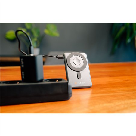 Verbatim Charge´n´Go 2C  5000mAh magn. PB grig.incl.2 cavo 32251