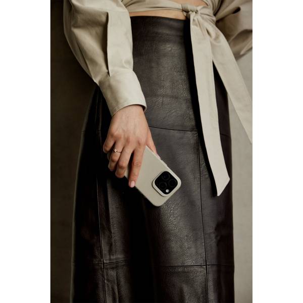 Decoded AntiMicrobial Silicone cust.post.iPhone 16 Pro Max Clay