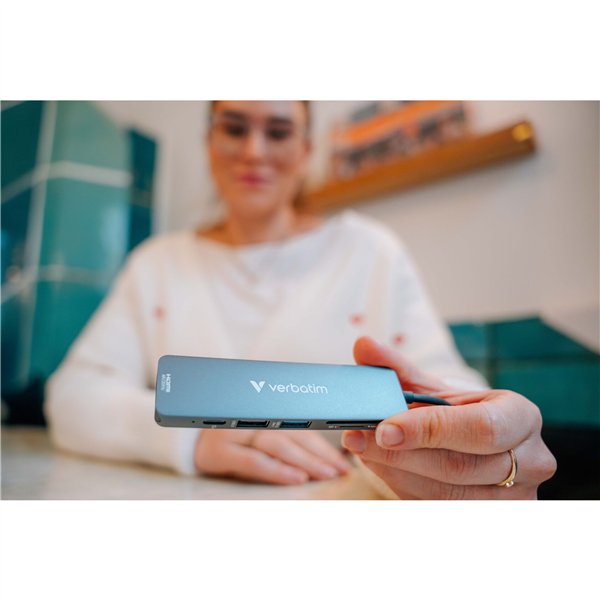 Verbatim USB-C Essentials Multi- Port Hub 6 Port/lettore c. 32156