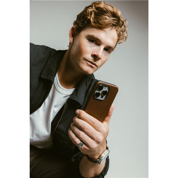 Nomad Modern Leather Case iPhone 16 Pro Max Rustic Brown Horween