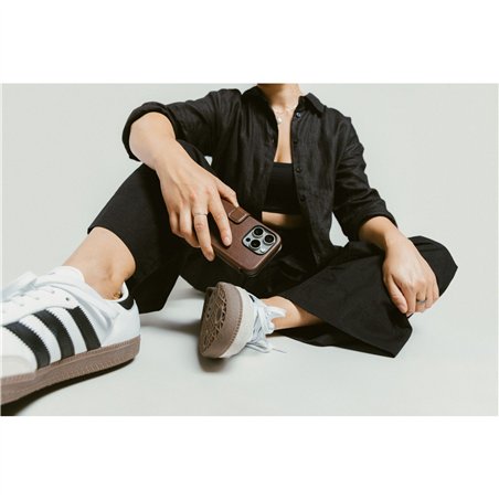 Nomad Modern Leather Folio iPhone 16 Pro Brown