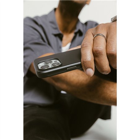 Nomad Modern Leather Case iPhone 16 Pro Max Black