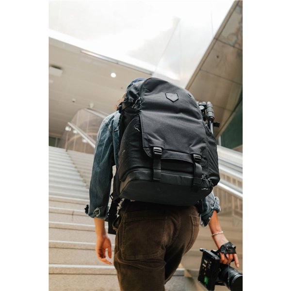 Moment Everything Travel Camera Pack 35L Black