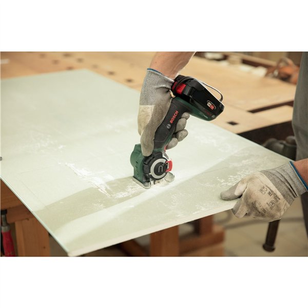 Bosch AdvancedCut 18 Seghetto a batteria