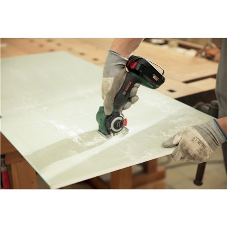 Bosch AdvancedCut 18 Seghetto a batteria