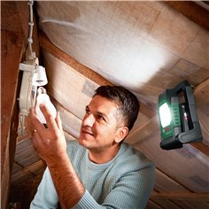 Bosch torcia elettrica Universal Light 18V-210 2