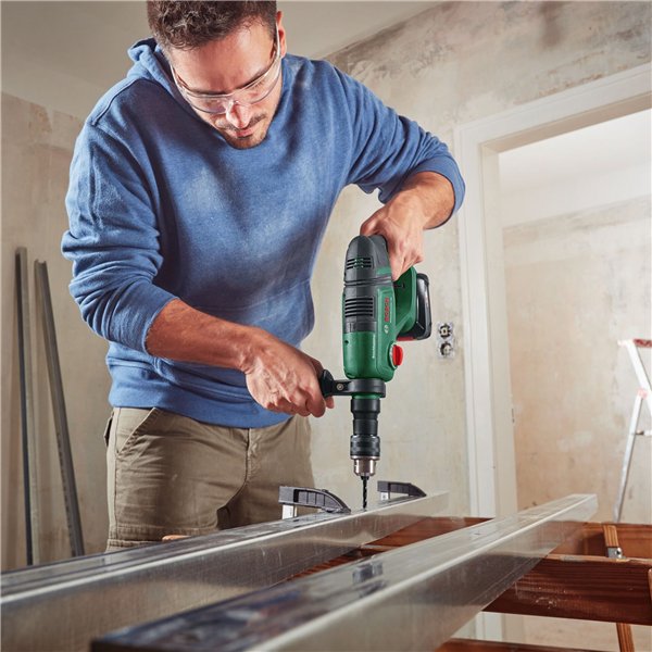 Bosch UniversalHammer 18V