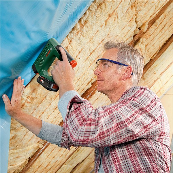 Bosch UNIVERSALTACKER 18V-14