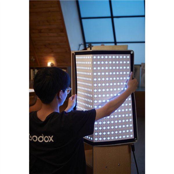 Godox FL200R K1 con accessorio RGB LED Lampada flessibile