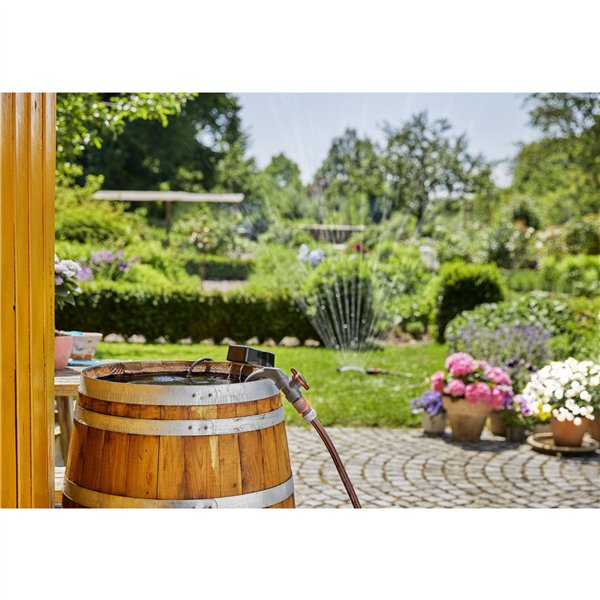 Gardena 2000/2 18V P4A   pompa a cisterna acqua piovana a batt.