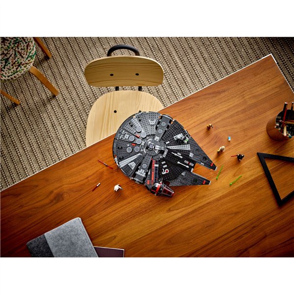 LEGO Star Wars 75389 The Dark Falcon