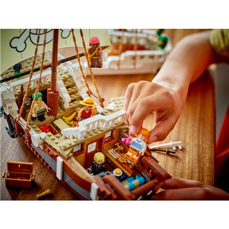 LEGO ONE PIECE 75639 The Going Merry Pirate Ship