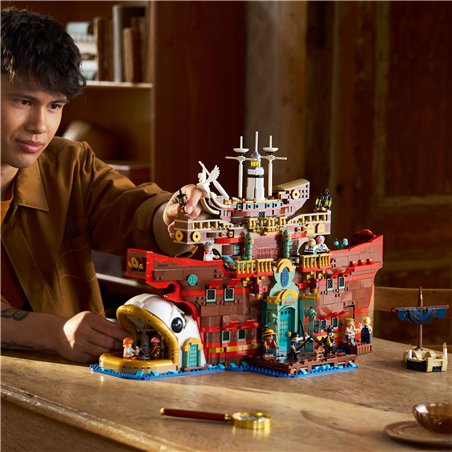 LEGO ONE PIECE 75640 The Baratie Floating Restaurant