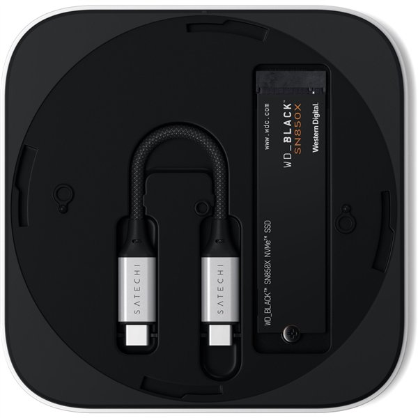 Satechi USB4 Slim NVMe SSD Enclosure silver