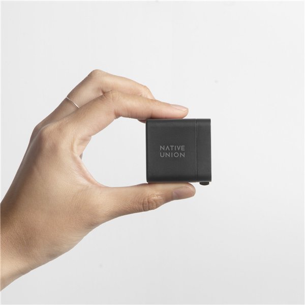 Native Union 35W Dual USB-C Fast GaN PD Wall Charger Black