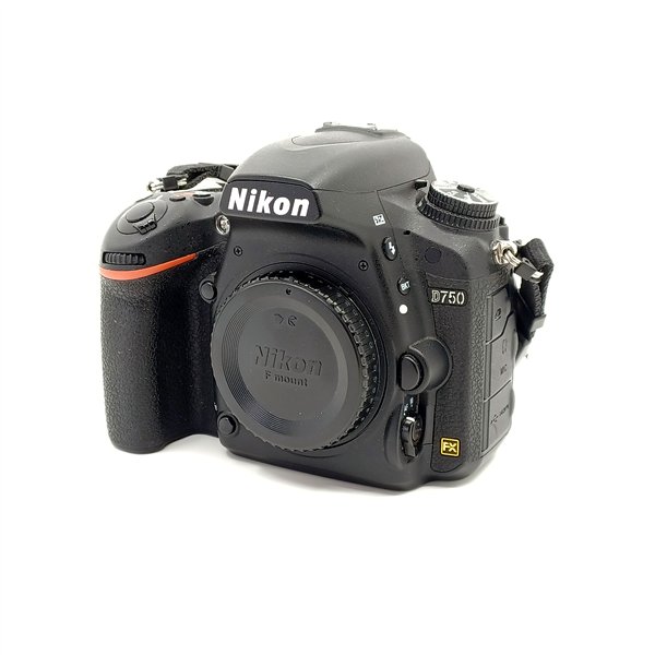 Nikon D750 (Nital)