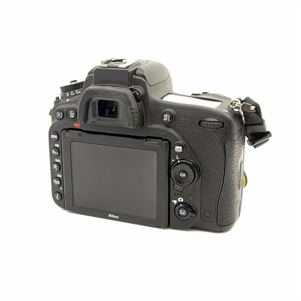 Nikon D750 (Nital)