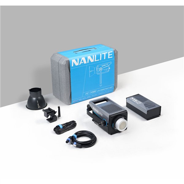 Nanlite FC-720C Full-Color Reportage-Studio-Scheinwerfer