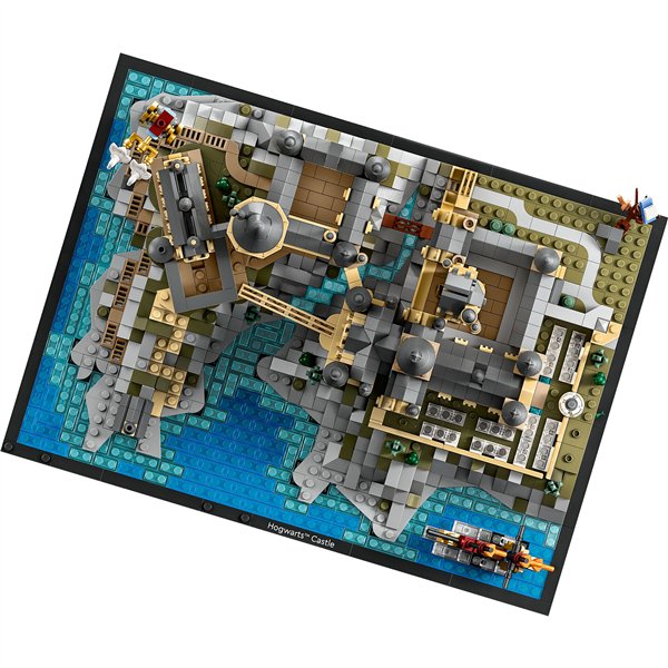 LEGO Harry Potter 76419 Castle and Grounds