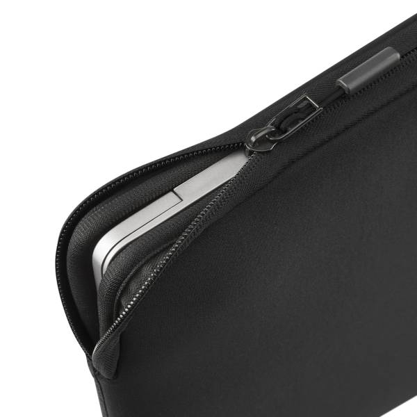 Pipetto Classic Fit Sleeve MacBook Air 15  Black