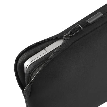 Pipetto Classic Fit Sleeve MacBook Air 15  Black