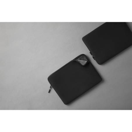 Pipetto Classic Fit Sleeve MacBook Air 15  Black