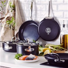 GreenPan Barcelona Pro Sauté Pan 30cm Black 2