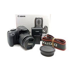 Canon EOS D2000 + EF 18-55/3,5-5,6 III