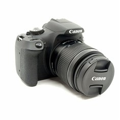 Canon EOS D2000 + EF 18-55/3,5-5,6 III 2
