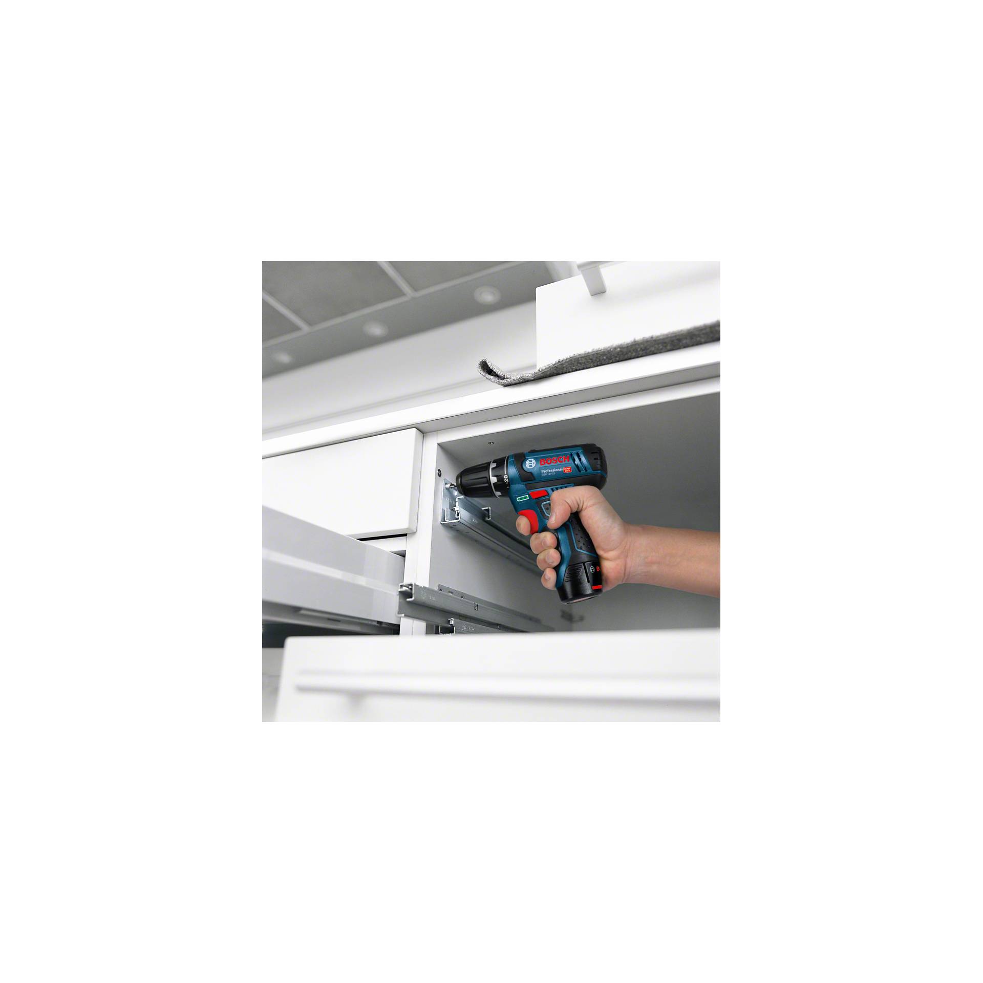 Bosch GSR 12V-15 Vorteils-Set Trapano avvitatore a batteria