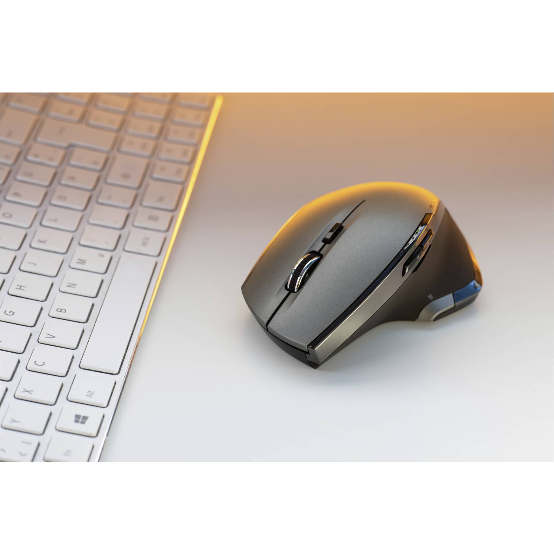 Verbatim Wireless Desktop Mouse Deluxe 8 Button blu LED